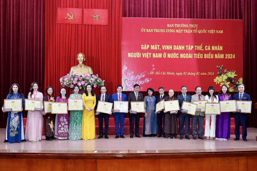 kieu-bao-11.jpg
