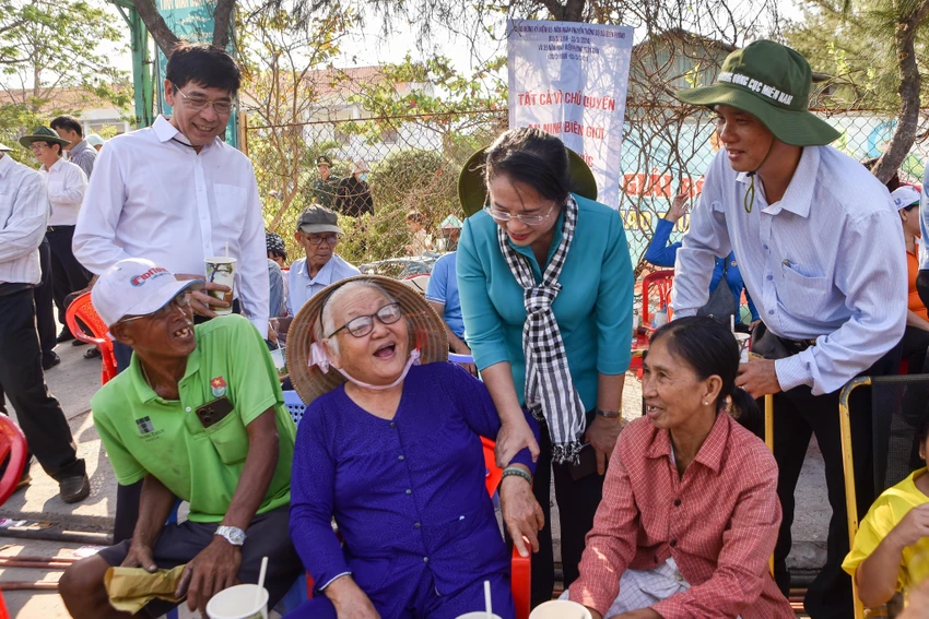 ngay-hoi-bien-phong-toan-dan-4.jpg