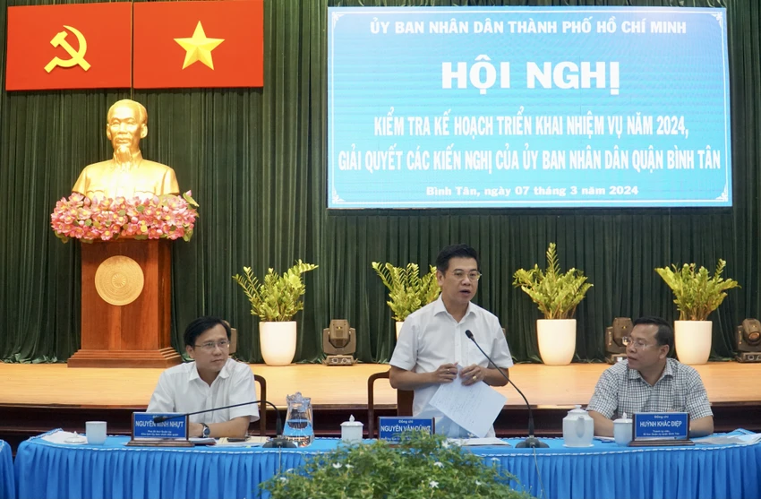 nghĩa trang Bình Hưng Hoà.