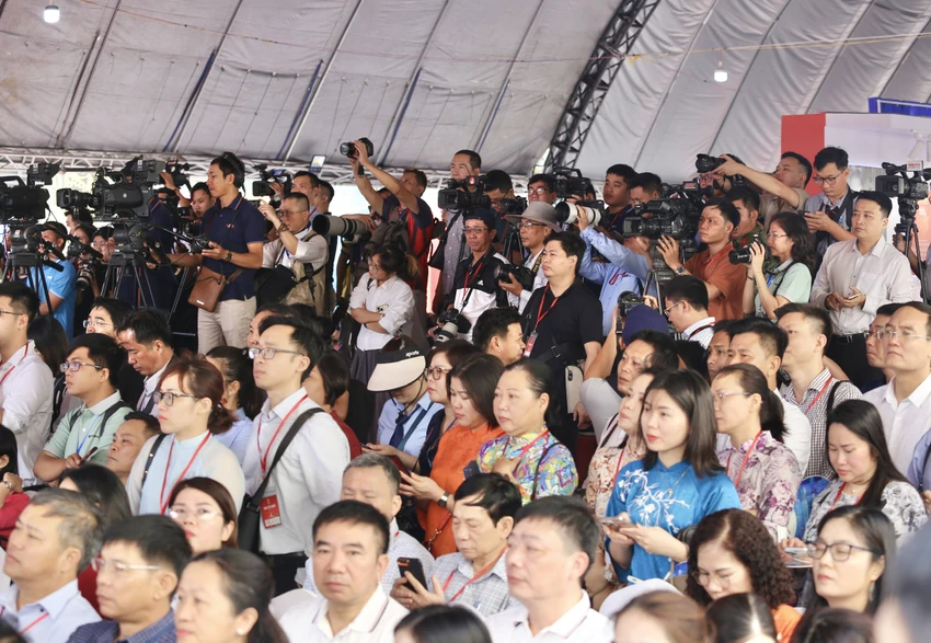 nguoi-lam-bao-6.jpg