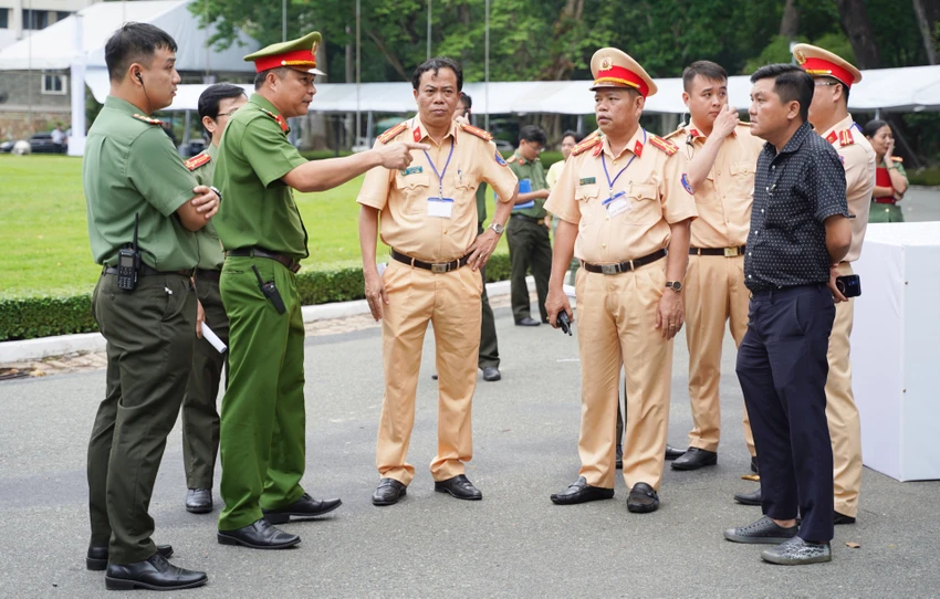 hoi-truong-thong-nhat-12.jpg