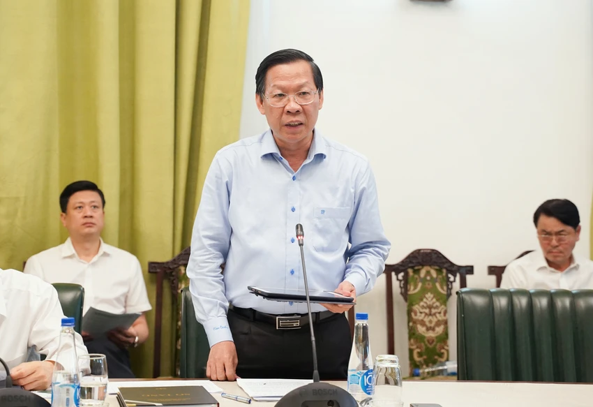 hoi-truong-thong-nhat-4.jpg