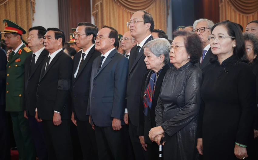 tong-bi-thu-nguyen-phu-trong-12.jpg