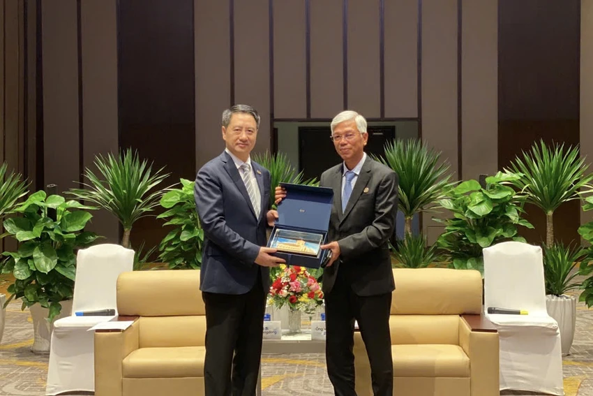 lanh-dao-tp-3.jpg