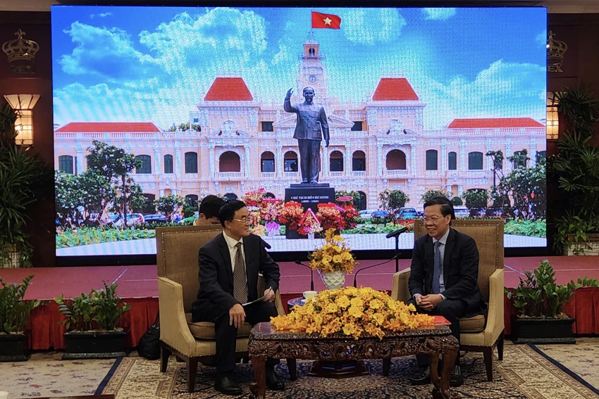 phan-van-mai-1.jpg Phan Văn Mãi