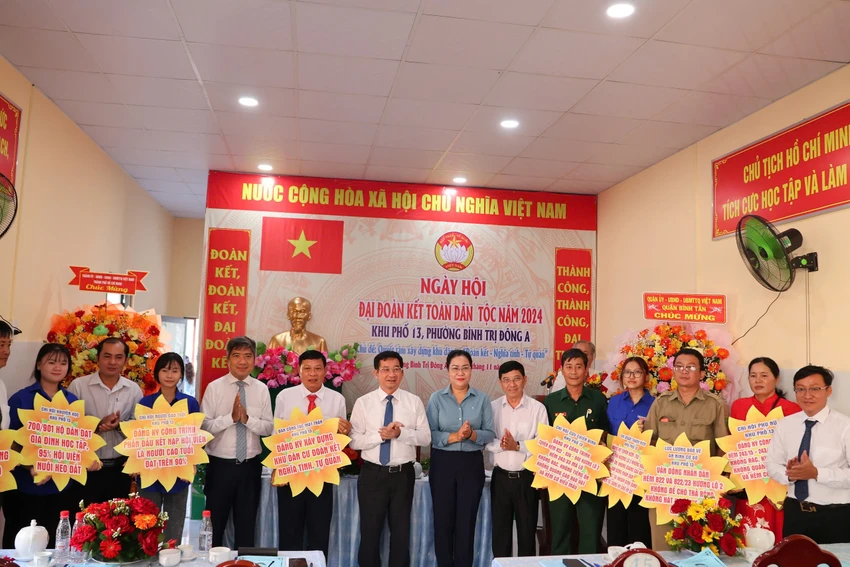 ngay-hoi-dai-doan-ket-toan-dan-toc-11.jpg