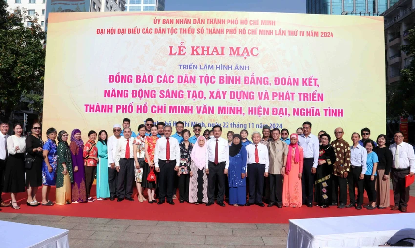 dai-hoi-dai-bieu-cac-dan-toc-thieu-so-2.jpg