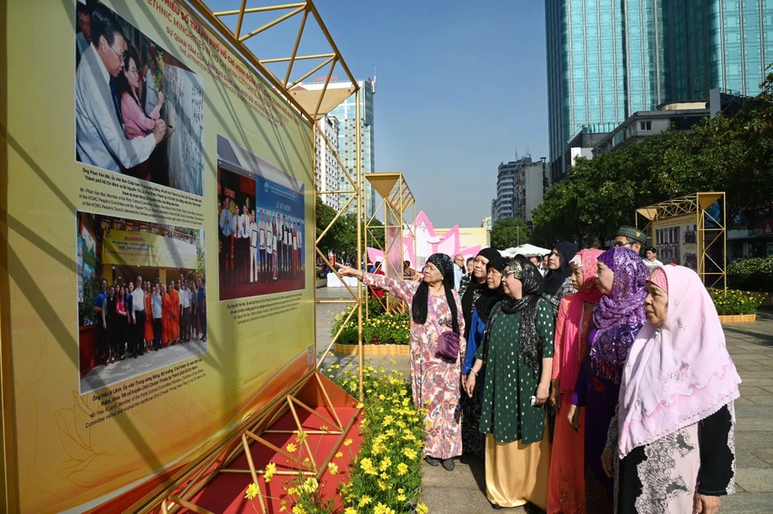 dai-hoi-dai-bieu-cac-dan-toc-thieu-so-5.jpg