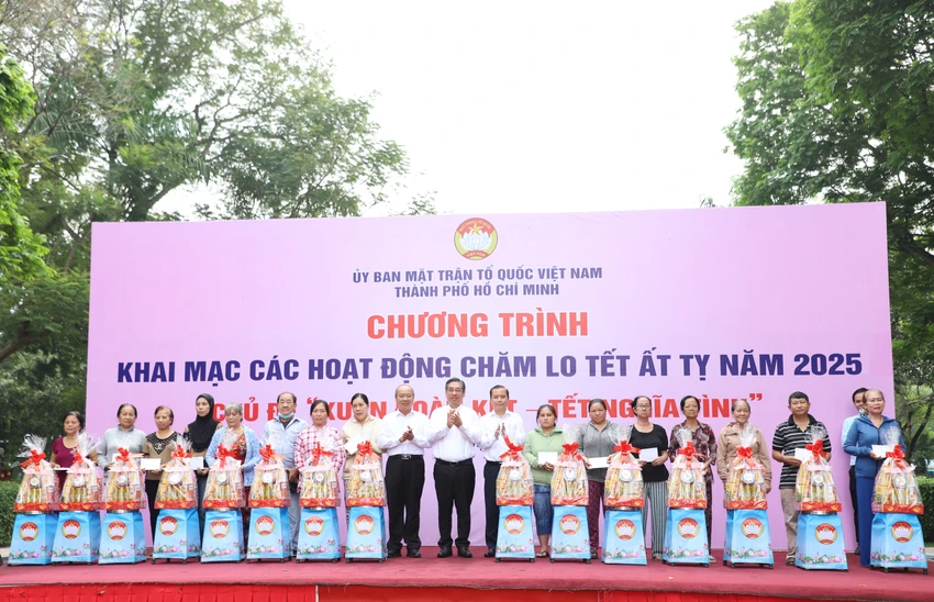 xuân đoàn kết