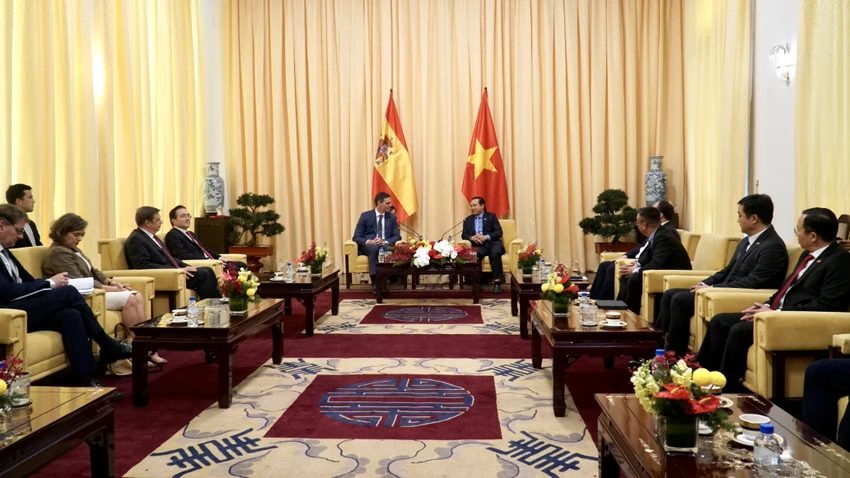 thu-tuong-tay-ban-nha-2.JPG