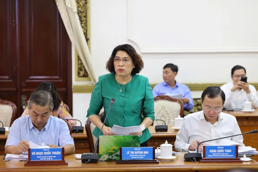 (PLO)- Giám đốc Sở Tài chính TP.HCM cho biết dự án cao tốc TP.HCM – Mộc Bài có thể hoàn thành các thủ tục theo đúng kế hoạch, trong tháng 6 sẽ giải ngân đầu tư công được 4.000 tỉ đồng. giai-ngan-dau-tu-cong-2.jpg