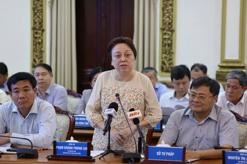 pham-khanh-phong-lan-2.jpg Bà Phạm Khánh Phong Lan: Cơ sở kinh doanh trách Sở ATTP vì bị kiểm tra đột xuất
