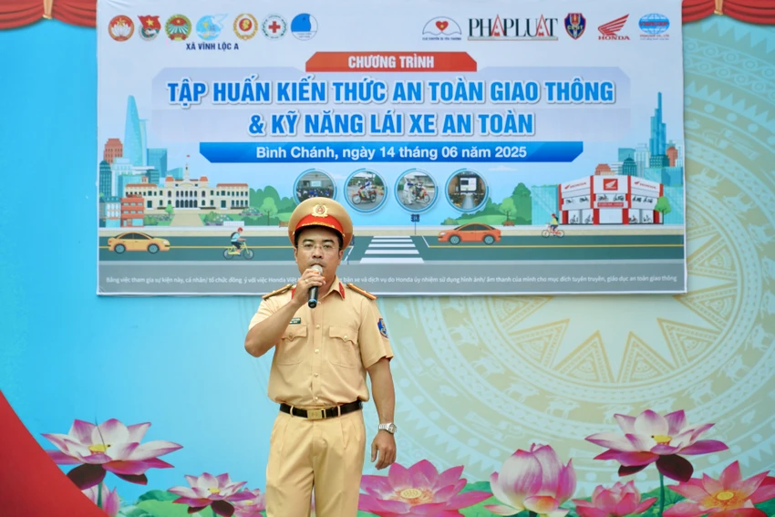 ngay-hoi-an-toan-giao-thong-9.JPG