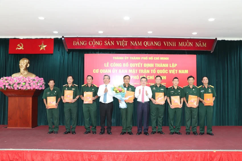 uy-ban-mttq-viet-nam-tp-10.JPG