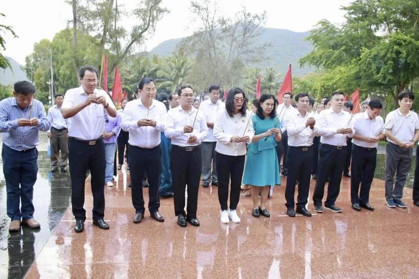 dac-khu-con-dao-4.jpg