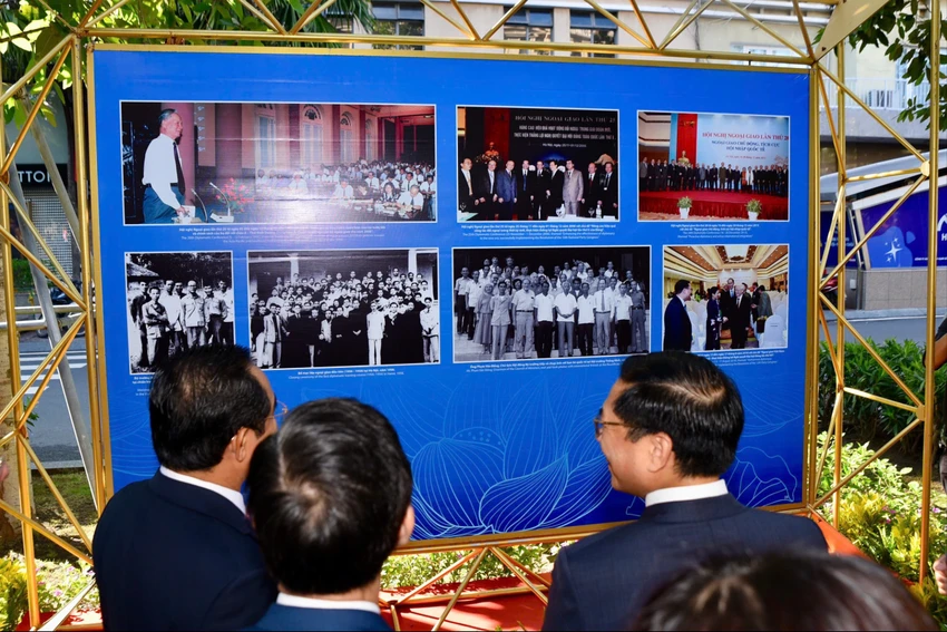 80-nam-ngoai-giao-viet-nam-5.jpg