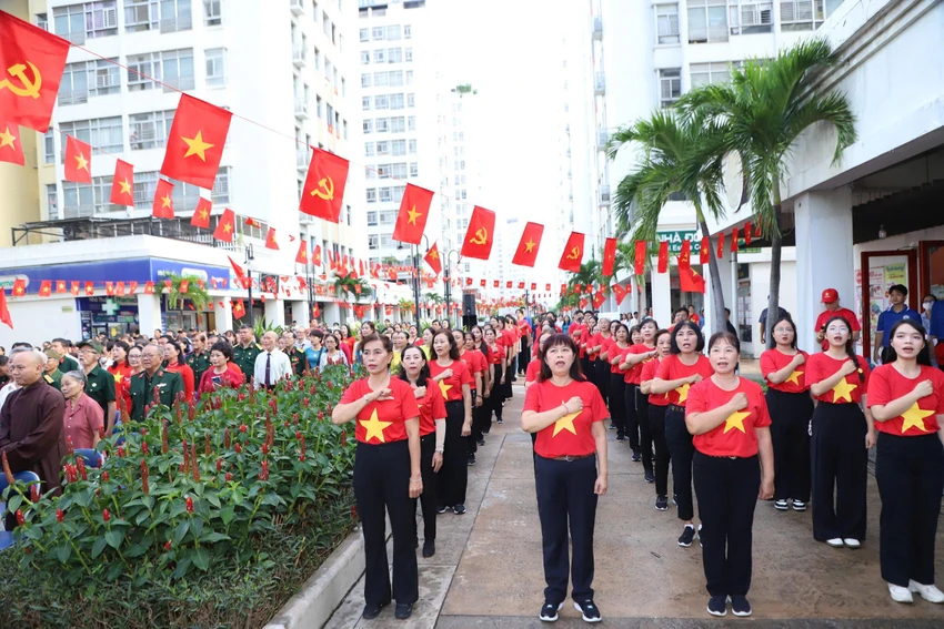 ngay-hoi-non-song-16.jpg