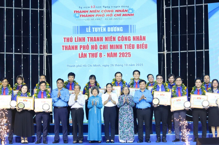 thu-linh-thanh-nien-cong-nhan-1.jpg