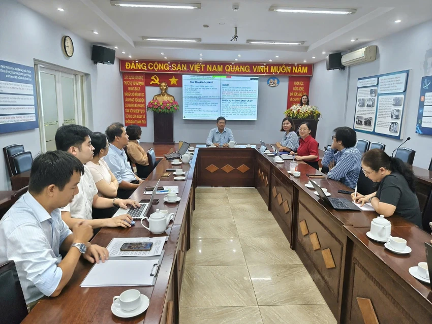 doi-moi-sang-tao-1.png