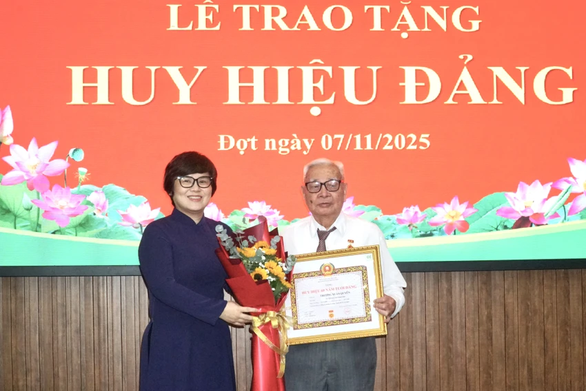 huy-hieu-dang-5.JPG