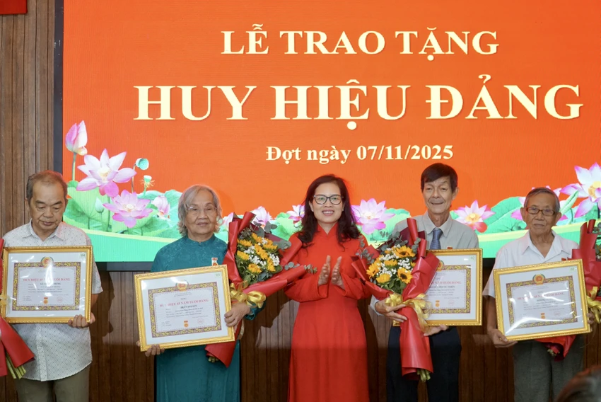 huy-hieu-dang-6.JPG