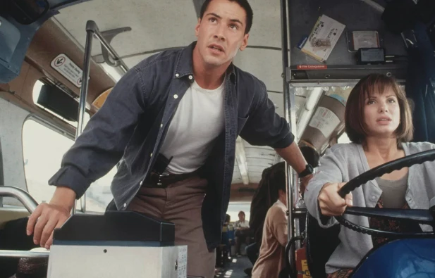 Diễn viên Keanu Reeves (bên trái) và bạn diễn Sandra Bullock (bên phải) trong phim Speed (tạm dịch: Tốc độ). ẢNH: 20TH CENTURY FOX Diễn viên Keanu Reeves (bên trái) và bạn diễn Sandra Bullock (bên phải) trong phim Speed (tạm dịch: Tốc độ). ẢNH: 20TH CENTURY FOX