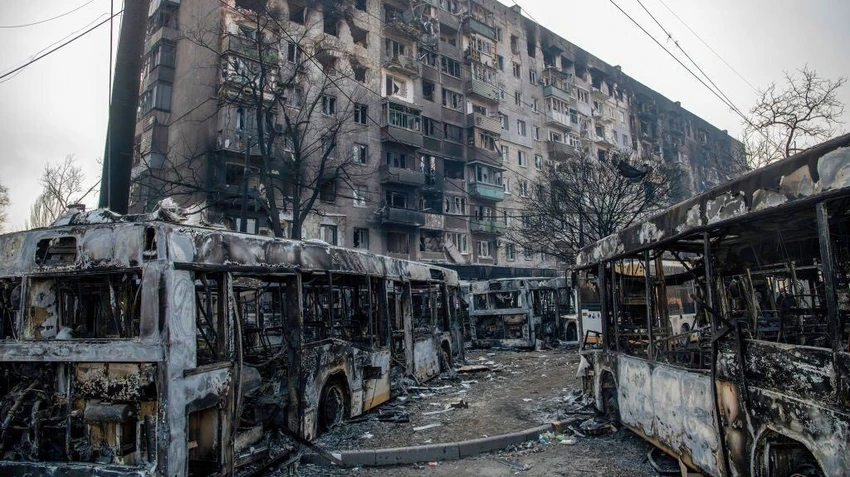 Cảnh tượng tan hoang ở thành phố Mariupol, thuộc tỉnh Donetsk, Ukraine. Ảnh: AP Cảnh tượng tan hoang ở thành phố Mariupol, thuộc tỉnh Donetsk, Ukraine. Ảnh: AP