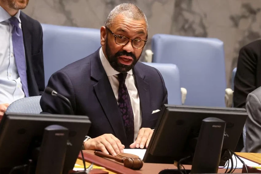 Ngoại trưởng Anh James Cleverly phát biểu trước HĐBA LHQ trong cuộc họp ngày 18-7. Ảnh: REUTERS