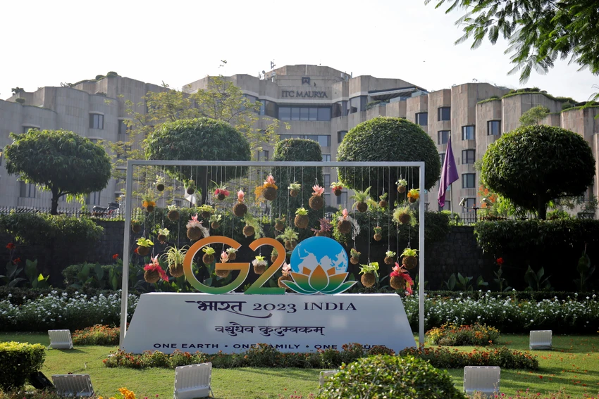 Logo và chủ đề của G20 năm nay, tại một địa điểm ở thủ đô New Delhi (Ấn Độ). Ảnh: REUTERS Logo và chủ đề của G20 năm nay, tại một địa điểm ở thủ đô New Delhi (Ấn Độ). Ảnh: REUTERS