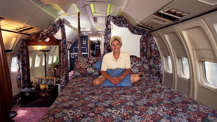 230201161057-people-who-live-on-planes-card.jpg