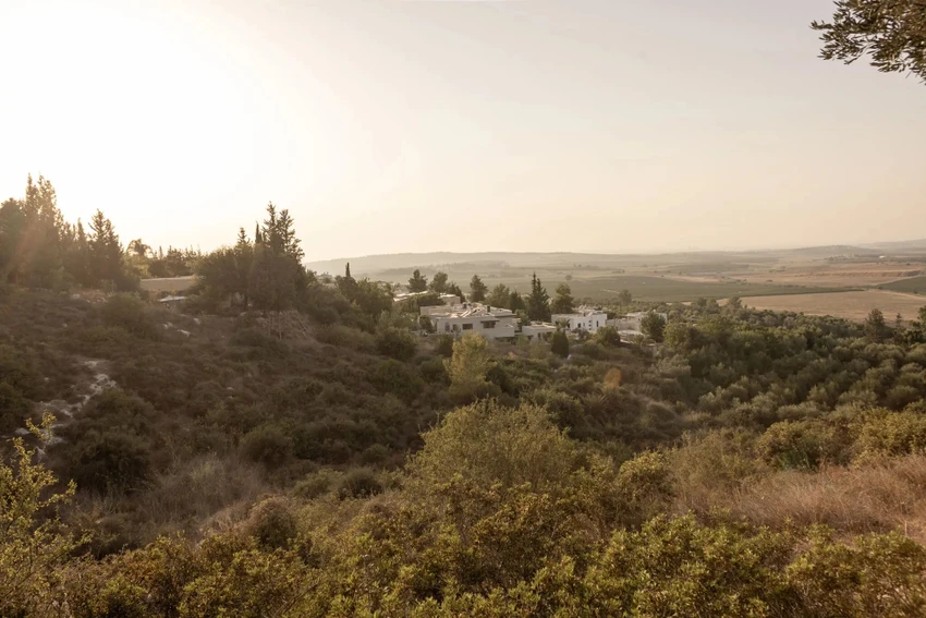 00Israel-Village-Dispatch-01-fchj-superJumbo.jpg