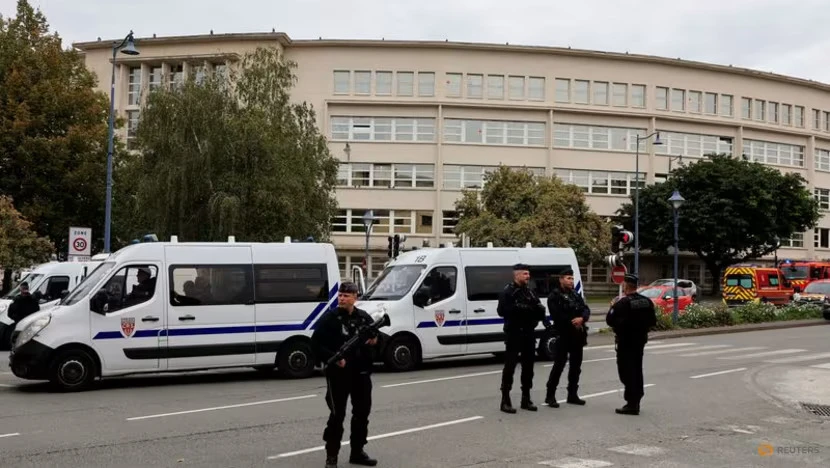 2023-10-13t141139z_1_lynxmpej9c0pd_rtroptp_3_france-security.jpg