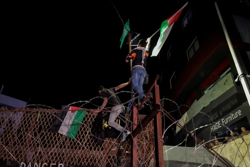 231017221806-03-gaza-hospital-blast-protest-101723.jpg