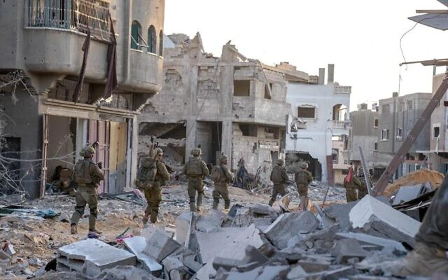 Lực lượng Israel tại phía bắc Dải Gaza hôm 11-11. Ảnh: LỰC LƯỢNG PHÒNG VỆ ISRAEL