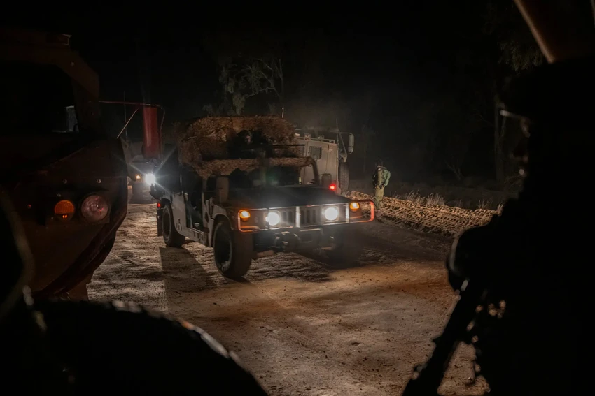 17gaza-dispatch-01-fvkh-superJumbo.jpg