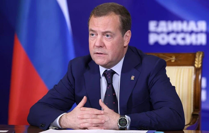 Medvedev phản ứng vụ ông Zelensky ký sắc lệnh tuyên bố chủ quyền lịch sử 6 tỉnh của Nga
