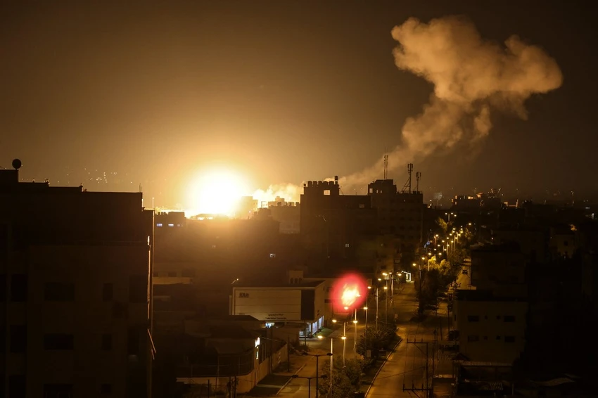 Bom đạn Israel không ngừng rơi ở Gaza, người dân “không thể chịu đựng được nữa”