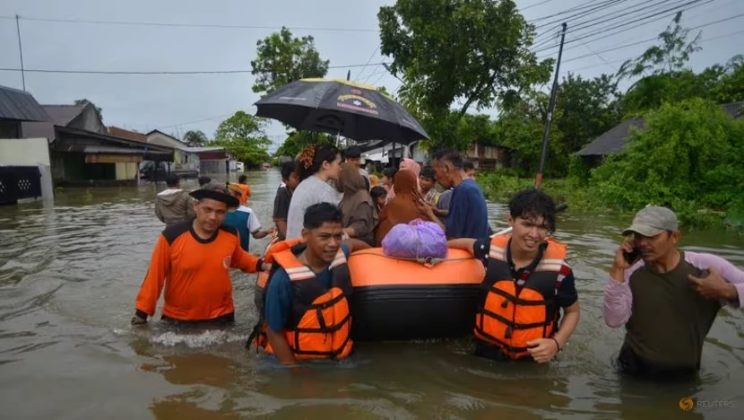 Mưa lũ 2.png
