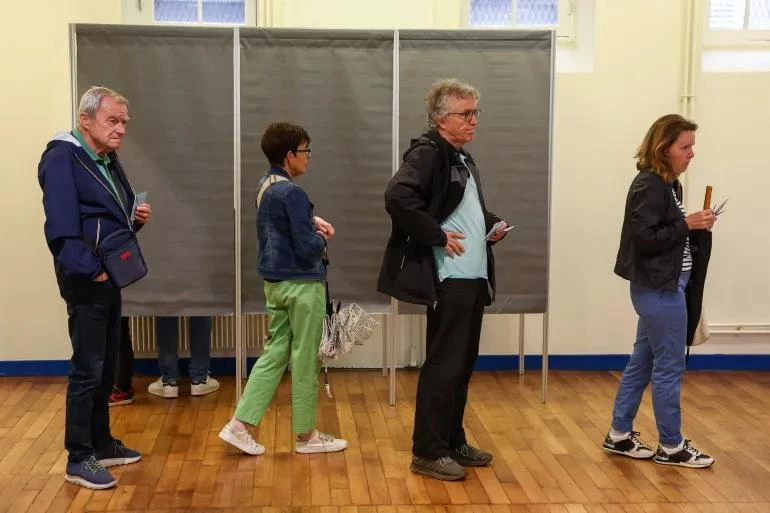 2024-06-30T080532Z_1776893588_UP1EK6U0MH6HF_RTRMADP_3_FRANCE-ELECTION-1719735286.webp