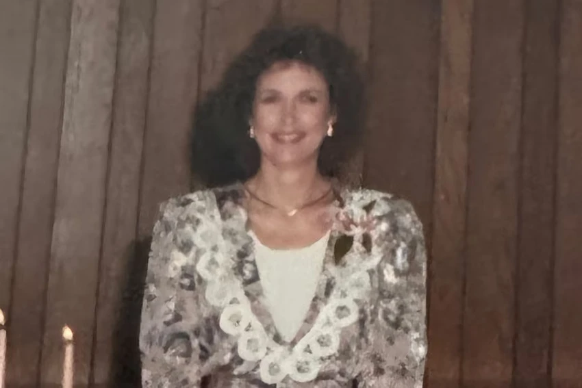 debra-taylor-snapped-3408.jpg