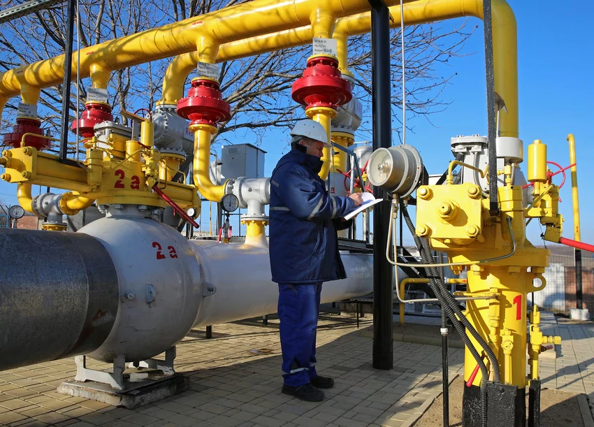 quốc hội Moldova ban bố tình trạng khẩn cấp.png