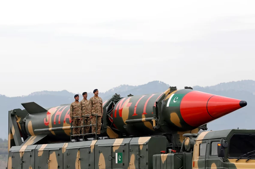 Tên lửa đạn đạo tầm xa Pakistan Mỹ trừng phạt