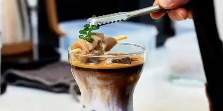 Món cà phê lòng lợn nổi tiếng ở tỉnh Tứ Xuyên, Trung Quốc.jpg