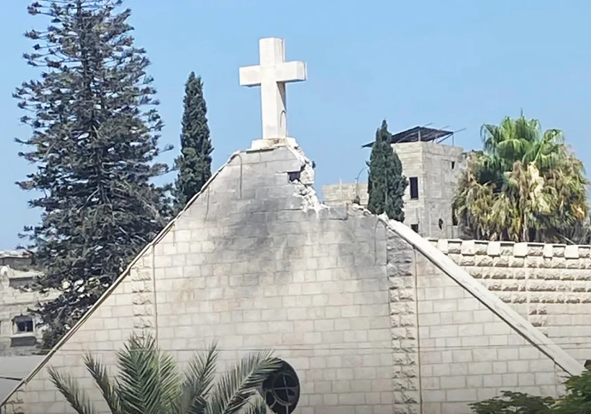 Israel pháo kích trúng nhà thờ, Dải Gaza, Israel, Tổng thống Trump.png