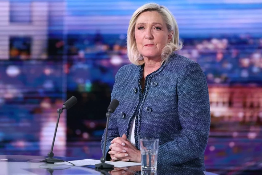 khủng hoảng chính trị, Thủ tướng Pháp, Bayrou, Tổng thống Pháp, Macron 2.jpg