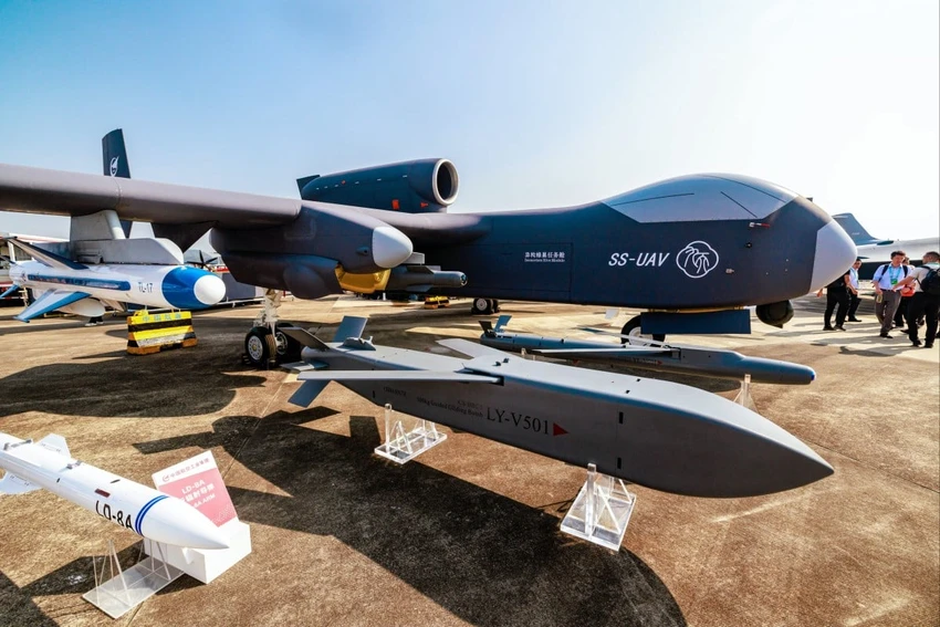 drone quân sự, Tổng thống Trump, Mỹ, Nga, Trung Quốc, xuất khẩu, UAV quân sự, máy bay không người lái 2.jpg