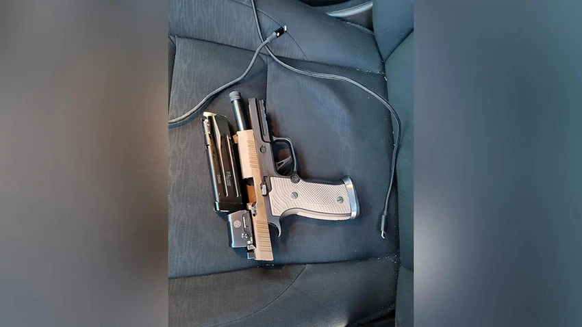 minneapolis-ice-shooting-weapon.jpg
