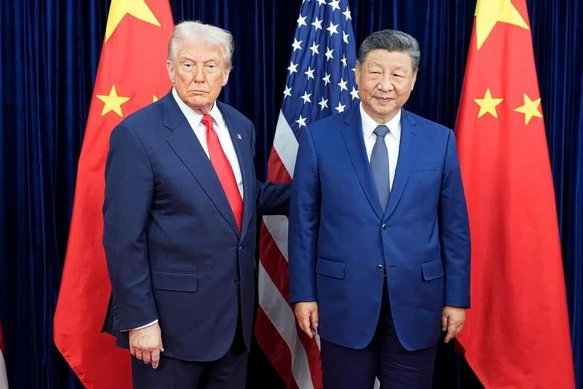 Ong-Trump-gap-ong-Tap.jpg