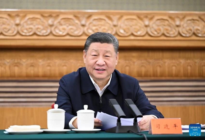 Ong-Tap-Can-Binh-gui-thu-cho-nhung-nguoi-ban-My.jpg