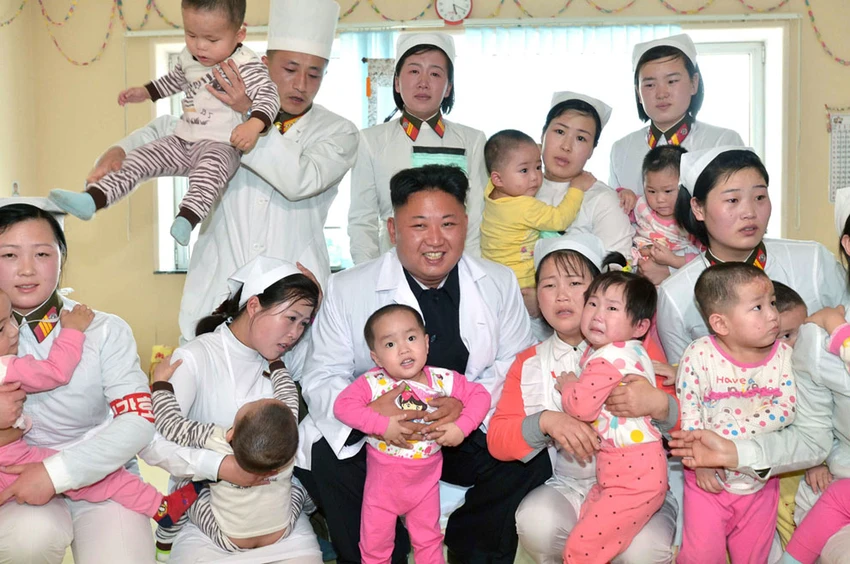 Nhìn lại: Lãnh đạo tối cao Triều Tiên trước nghi vấn sức khỏe ảnh 11 Nhìn lại: Lãnh đạo tối cao Triều Tiên trước nghi vấn sức khỏe ảnh 11